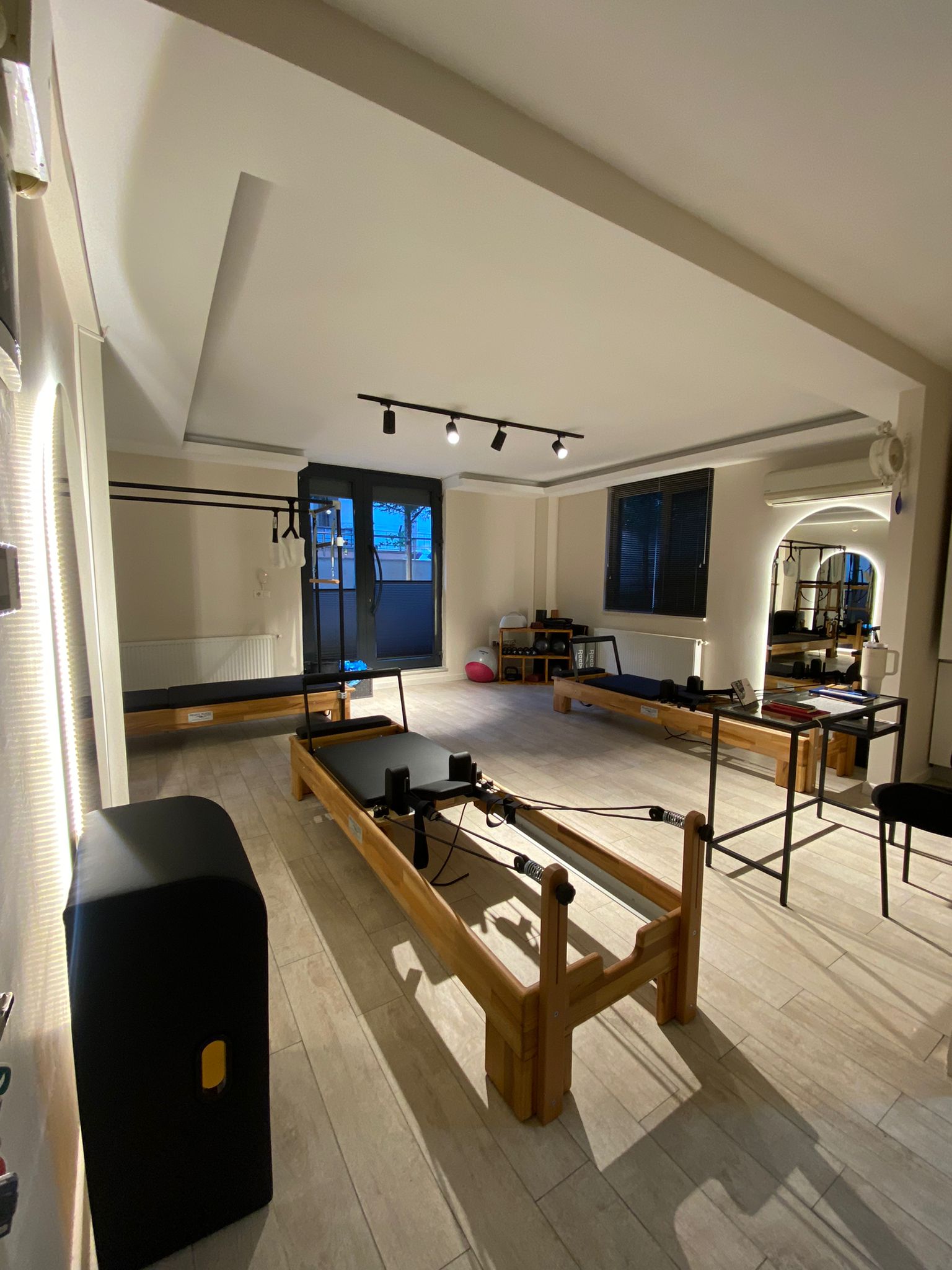 IMG-STUDIO